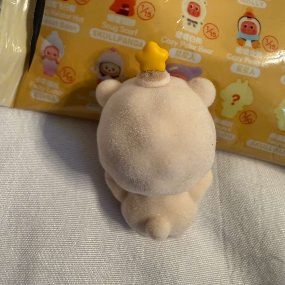 Pop Mart Pop Bean, Twinkle Twinkle Fluffy and Cozy series - Picture 3 of 3